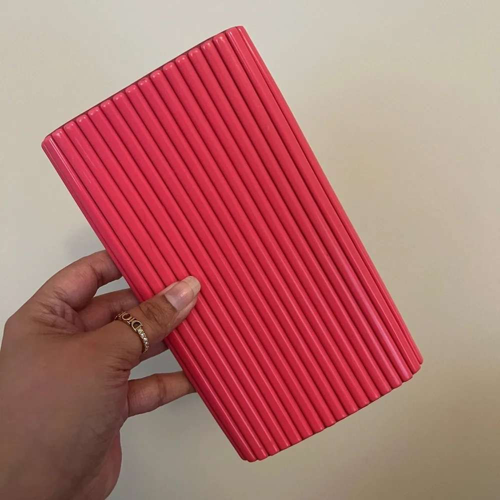 TORY BURCH | PVC Clutch 💖✨